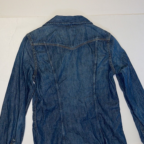 Levi’s Dark Denim Button Down Shirt - Women’s Size Small - Picture 4 of 9